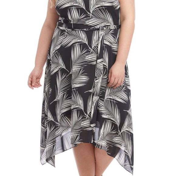 Karen Kane Handkerchief Hem Palm Print Dress 1X - Picture 4 of 4